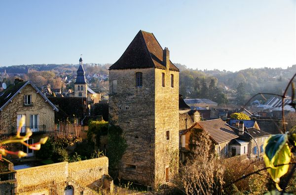 Anne Bécheau, Anne Becheau, visites guidées, visites privées, excursions, guide conférencière, Recherches historiques, Dordogne, Périgord, Perigord, périgord, visites guidées sarlat dordogne périgord, Anne Bécheau, Anne Becheau, visites guidées, visites privées, excursions, guide conférencière, Recherches historiques en Dordogne Périgord dordogne périgord, grottes ornées, habitats troglodytiques, mottes castrales, forteresses féodales, châteaux renaissance, manoirs, four banal, moulins, chartreuse